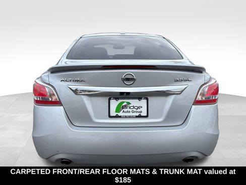 Used 2013 Nissan Altima 3.5 SL w/ Technology Pkg image 7
