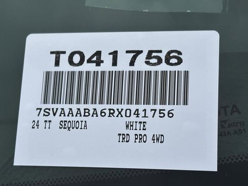Used 2024 Toyota Sequoia TRD Pro AWD/4WD image 15