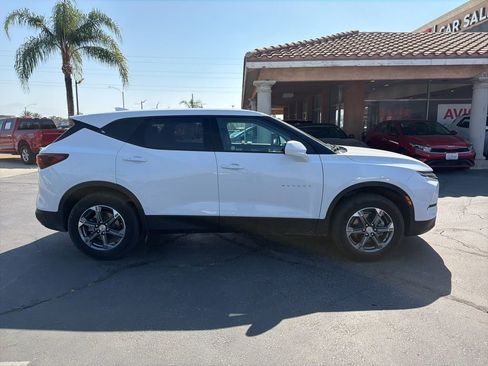 Used 2025 Chevrolet Blazer LT FWD image 5