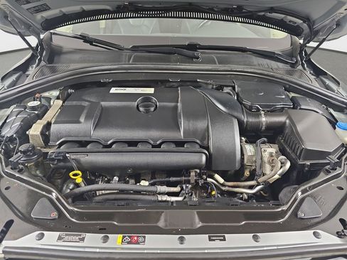 Used 2013 Volvo XC60 T6 AWD/4WD image 34