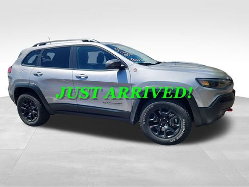 Used 2020 Jeep Cherokee Trailhawk w/ Comfort/Convenience Group AWD/4WD image 4