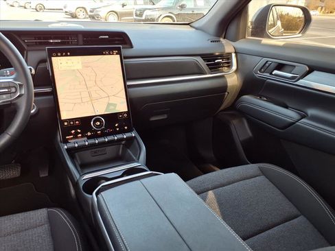 Used 2026 GMC Terrain Elevation image 24