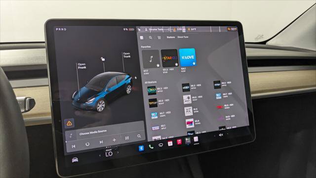 Used 2021 Tesla Model Y Long Range AWD/4WD image 30