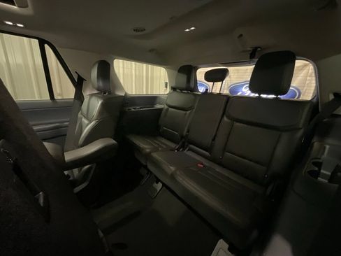 Used 2025 Ford Expedition Active RWD image 13