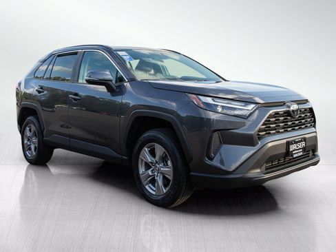 Used 2024 Toyota RAV4 XLE AWD/4WD image 7