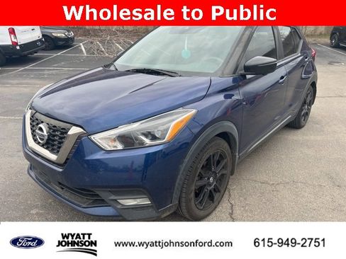Used 2020 Nissan Kicks SR w/ SR Premium Package image 1