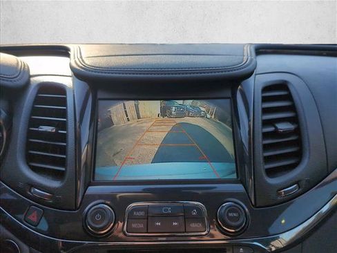 Used 2017 Chevrolet Impala Premier w/ Enhanced Convenience Package image 13