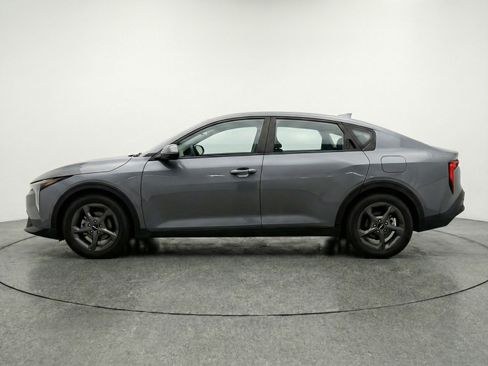 Used 2025 Kia K4 FWD image 5