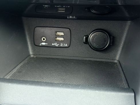 Certified 2024 Subaru Forester Limited image 34