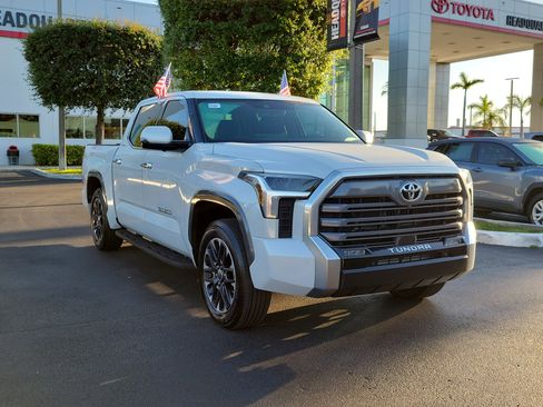 Used 2023 Toyota Tundra Limited AWD/4WD image 2