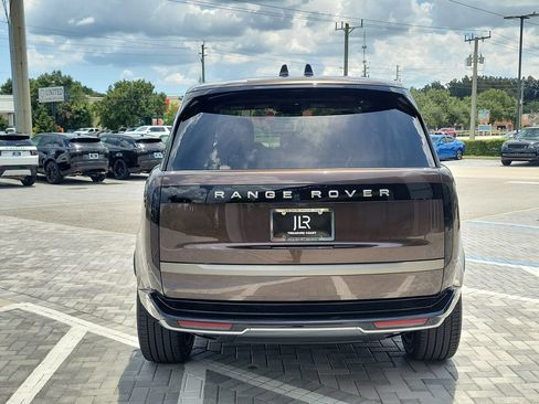 New 2026 Land Rover Range Rover SE AWD/4WD image 4