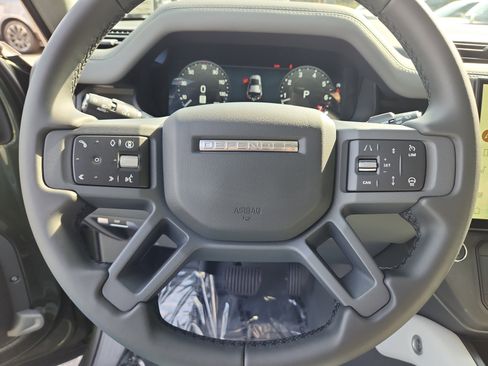 Used 2026 Land Rover Defender 110 S image 16