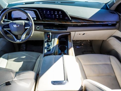 Used 2021 Cadillac Escalade Sport Platinum image 13