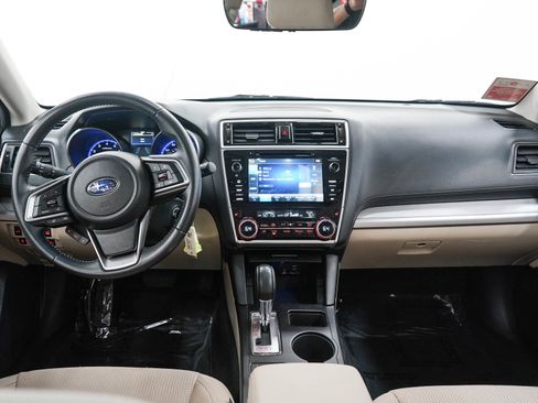 Used 2019 Subaru Outback 2.5i Premium w/ Popular Package #2 AWD/4WD image 16