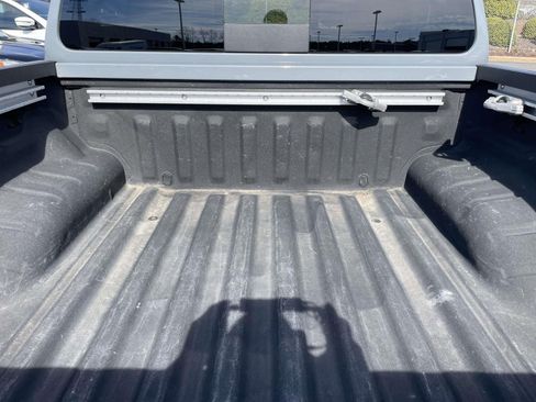 Used 2023 Nissan Frontier PRO-4X w/ Pro-4X Premium Package image 42