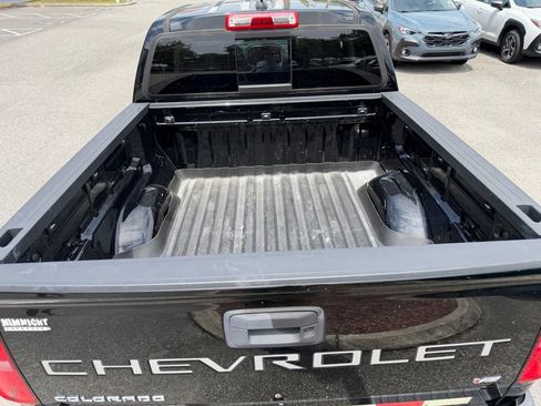 Used 2021 Chevrolet Colorado Z71 w/ Safety Package RWD image 7