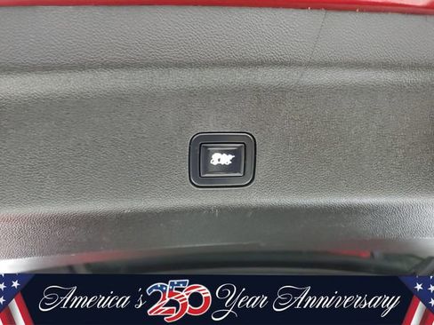 Used 2022 Chevrolet Tahoe High Country AWD/4WD image 8