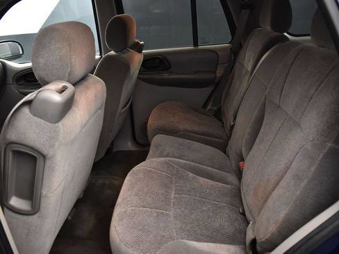 Used 2004 Chevrolet TrailBlazer LS w/ LS Preferred Equipment Group AWD/4WD image 15
