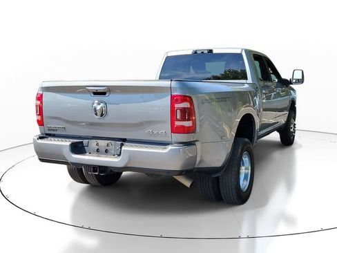 Used 2024 RAM 3500 Big Horn w/ Sport Appearance Package AWD/4WD image 7