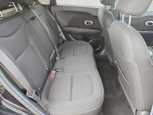 Used 2015 Kia Soul + FWD image 19