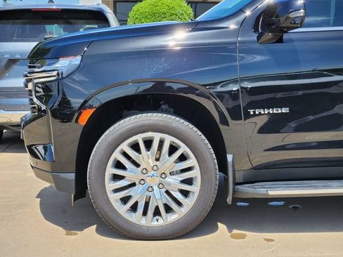 Certified 2024 Chevrolet Tahoe LT w/ Luxury Package AWD/4WD image 6