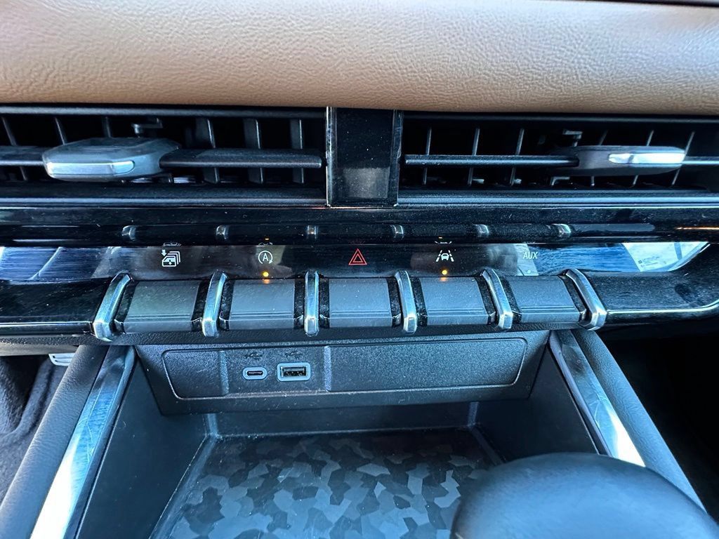 Certified 2026 GMC Canyon AT4 AWD/4WD image 34