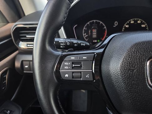 Used 2023 Honda Pilot Touring image 26