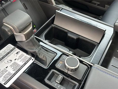 New 2026 Toyota Sequoia Platinum image 21