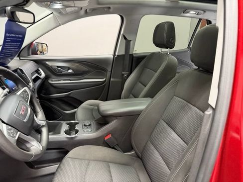 Used 2023 GMC Terrain SLE w/ Driver Convenience Package FWD image 16
