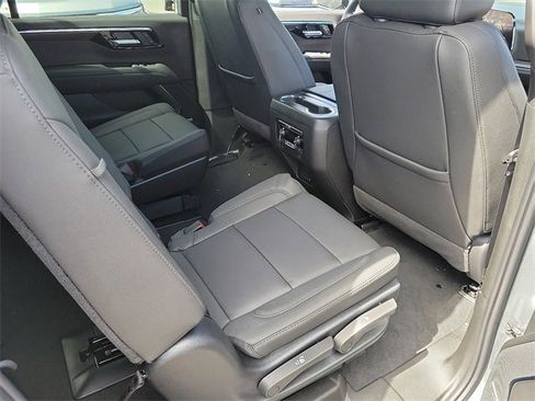 New 2025 Chevrolet Suburban LT w/ Comfort Package image 18