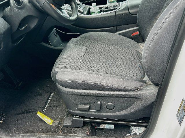 Used 2023 Hyundai Santa Fe SEL AWD/4WD image 7