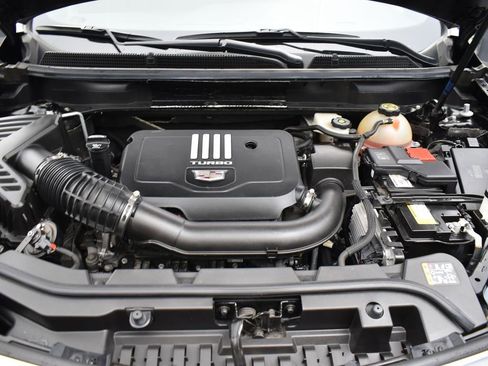 Used 2023 Cadillac XT5 Luxury image 8