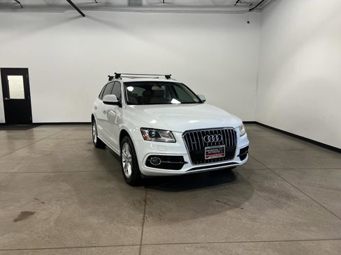 Used 2017 Audi Q5 3.0T Premium Plus AWD/4WD image 1