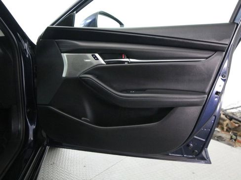 Used 2019 MAZDA MAZDA3 Sedan w/ Preferred Package FWD image 53