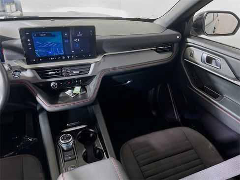 Used 2025 Ford Explorer ST-Line w/ ST-Line Street Pack image 21