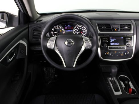 Certified 2017 Nissan Altima 2.5 S w/ Power Driver Seat Package image 7