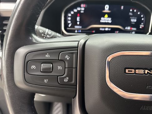 Used 2024 GMC Sierra 2500 Denali Ultimate AWD/4WD image 22