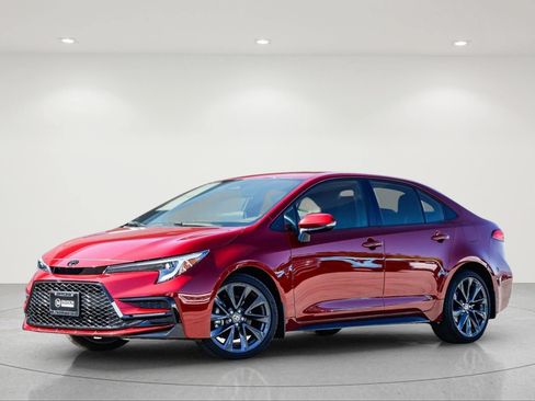Used 2026 Toyota Corolla SE w/ SE Package FWD image 2