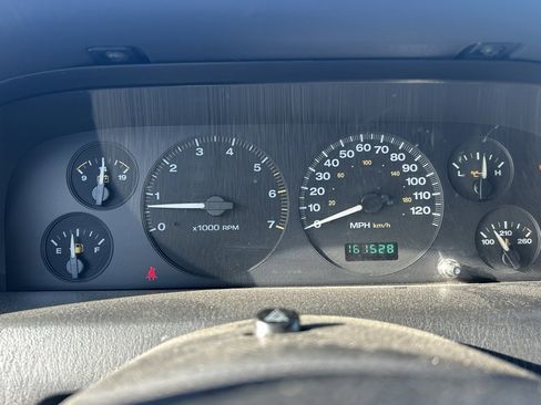 Used 2004 Jeep Grand Cherokee Laredo w/ Tan Your Hide Group image 19