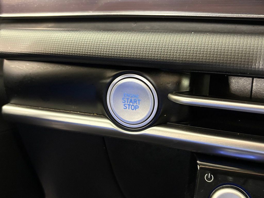 Used 2025 Hyundai Tucson SEL FWD image 23