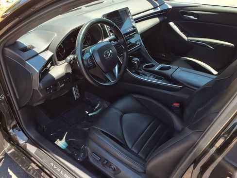 Used 2021 Toyota Avalon XSE FWD image 14