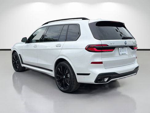 New 2027 BMW X7 xDrive40i w/ M Sport Package AWD/4WD image 5