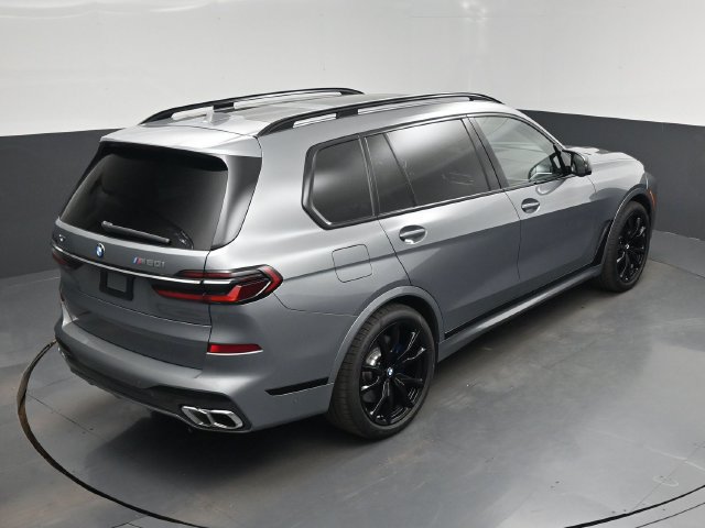 Used 2025 BMW X7 M60i w/ Executive Package AWD/4WD image 24
