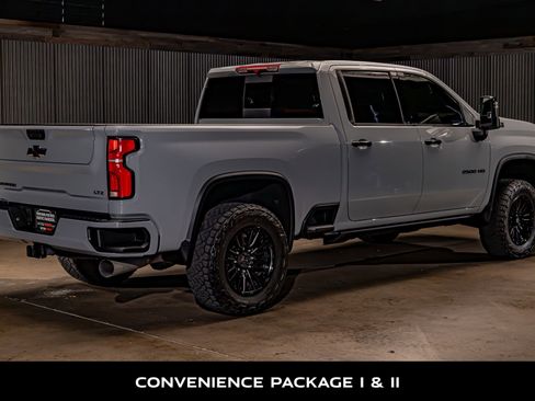 Used 2024 Chevrolet Silverado 2500 LTZ w/ LTZ Plus Package AWD/4WD image 9