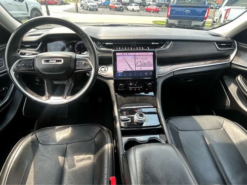 Used 2022 Jeep Grand Cherokee Limited AWD/4WD image 15