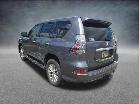 Used 2018 Lexus GX 460 Premium w/ Premium Package AWD/4WD image 16