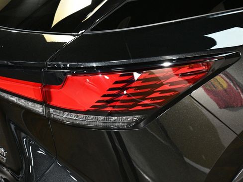 Used 2024 Lexus RX 500h F Sport w/ Convenience Package image 59