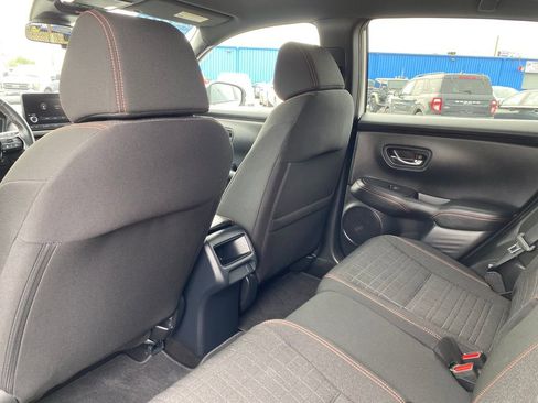 Used 2023 Honda HR-V Sport image 14