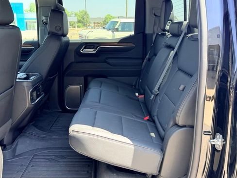 Used 2024 GMC Sierra 1500 Denali w/ Denali Reserve Package AWD/4WD image 13