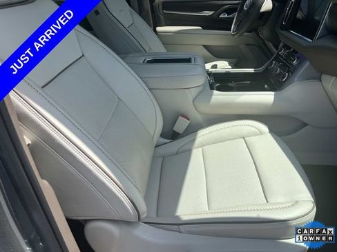 Used 2022 GMC Yukon Denali w/ Denali Premium Package AWD/4WD image 23